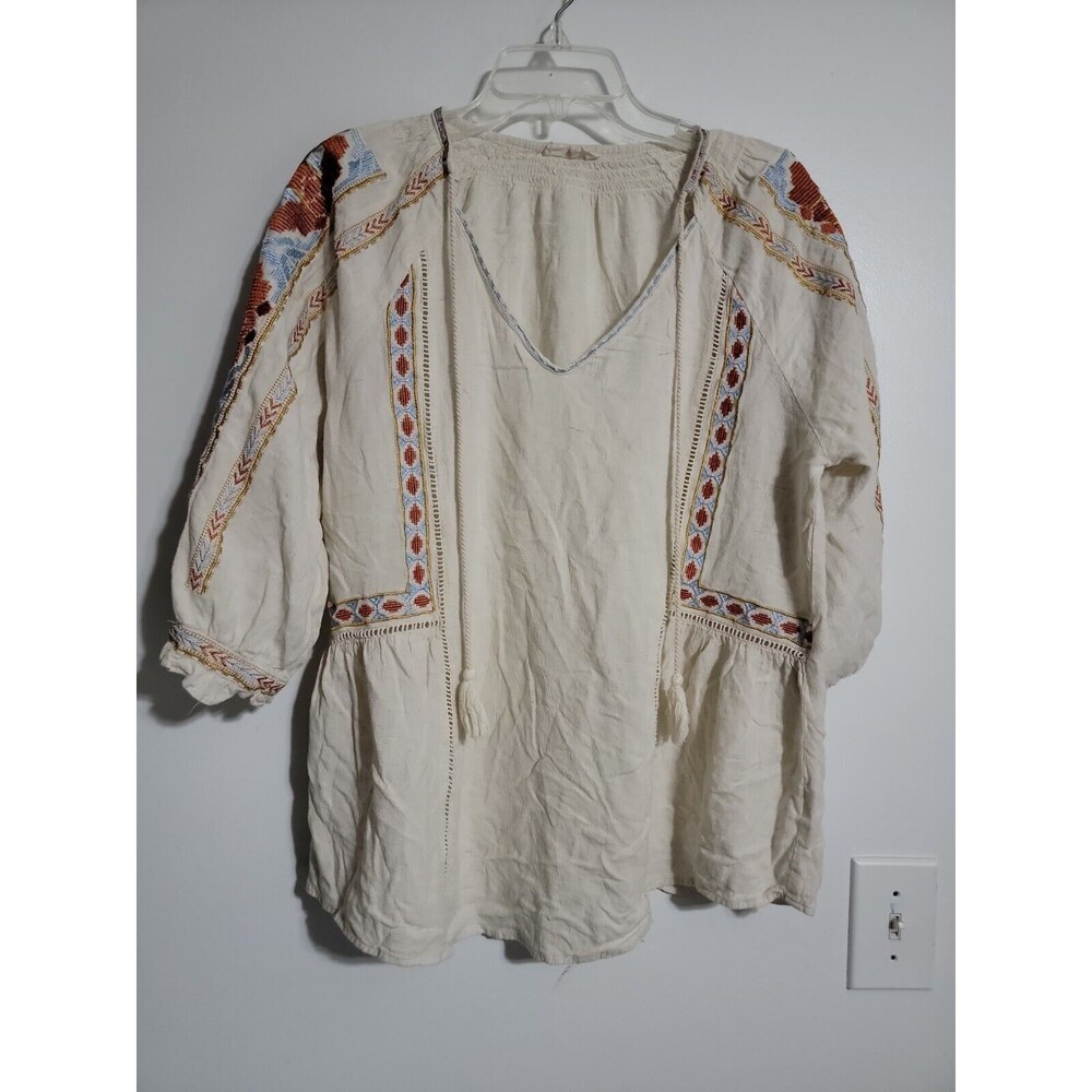 Hummingbird Boho Peasant Patch embroidered Beige  3/4 Sleeves Top Size Large